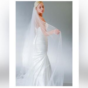 Wedding veil, Erica Koesler, cathedral length